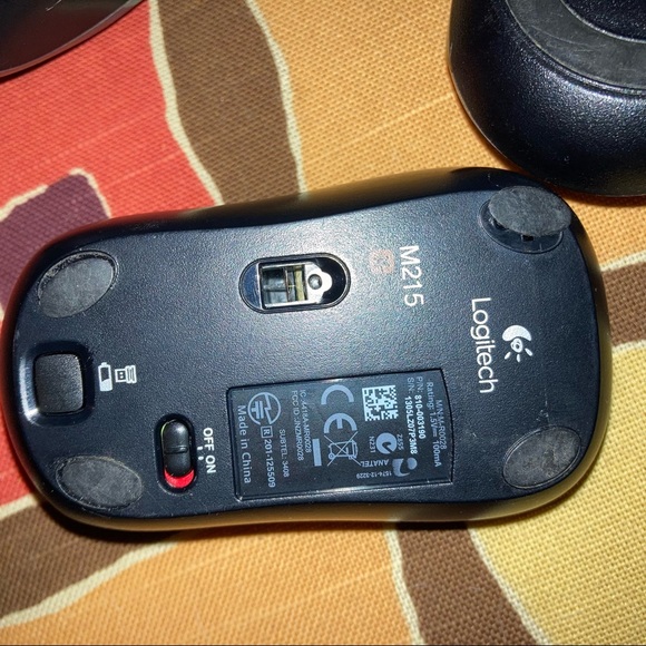 Four computer mice different brands and styles - Picture 2 of 5